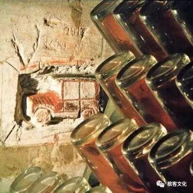 那些不为人知的香槟“地下”往事 (下) 那些不为人知的香槟“地下”往事 (下)
