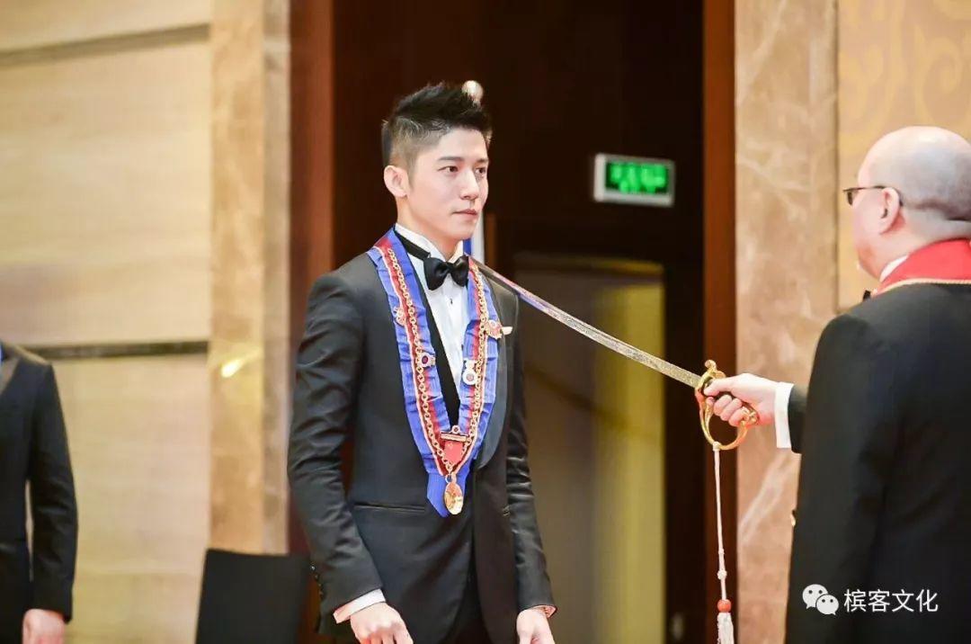 William WU：他让巴黎之花就这么美遍了中国