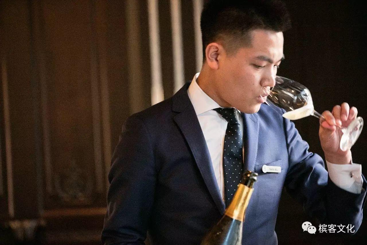 如何正确开香槟？ 安全也帅气？