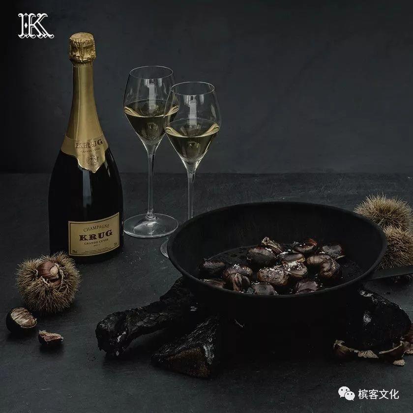 香槟人最近因为几张图片吵翻天了，大家来评评理吧！