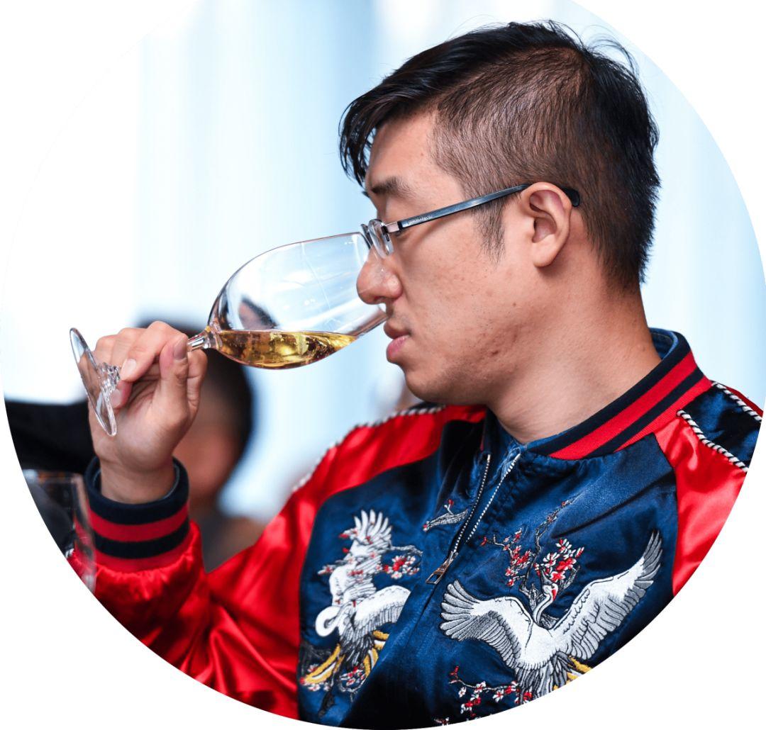北京极客罗嘉 ： 在香槟的世界里感受到禅意