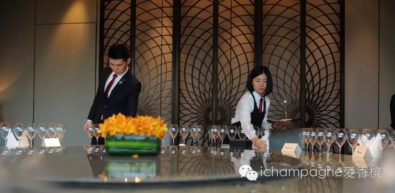 6.10 北京 I iChampagne联合品乐侍酒举办Sommelier Champagne Training