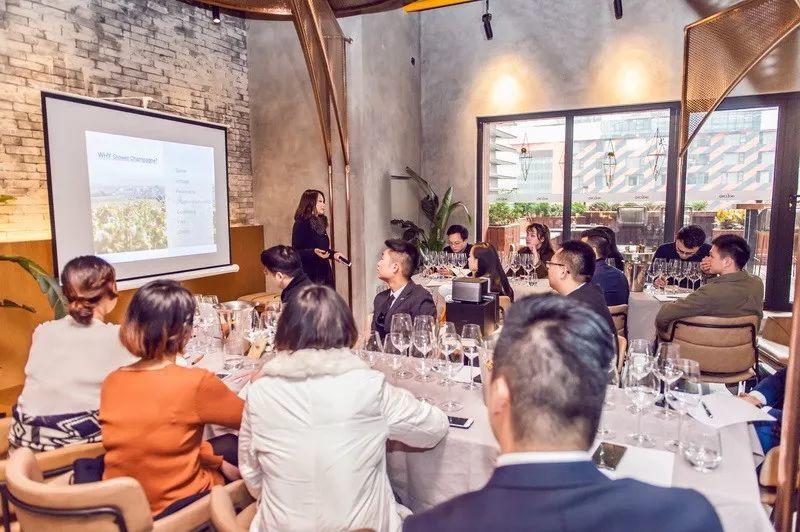 来自法国香槟区的权威评选 | 中国最佳香槟酒单评选通道开启! 来自法国香槟区的权威评选 | 中国最佳香槟酒单评选通道开启!