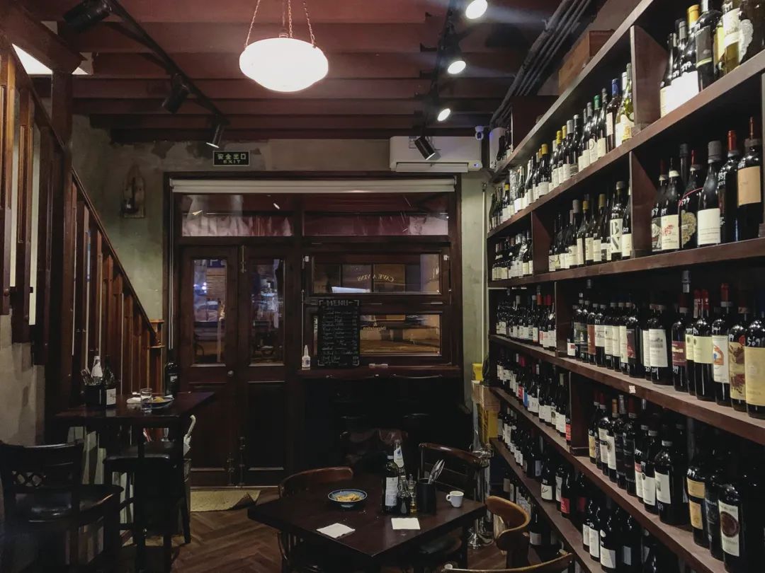 香槟地图 | 微醺的弄堂小酒馆「 Bar à Vin 」开业了！