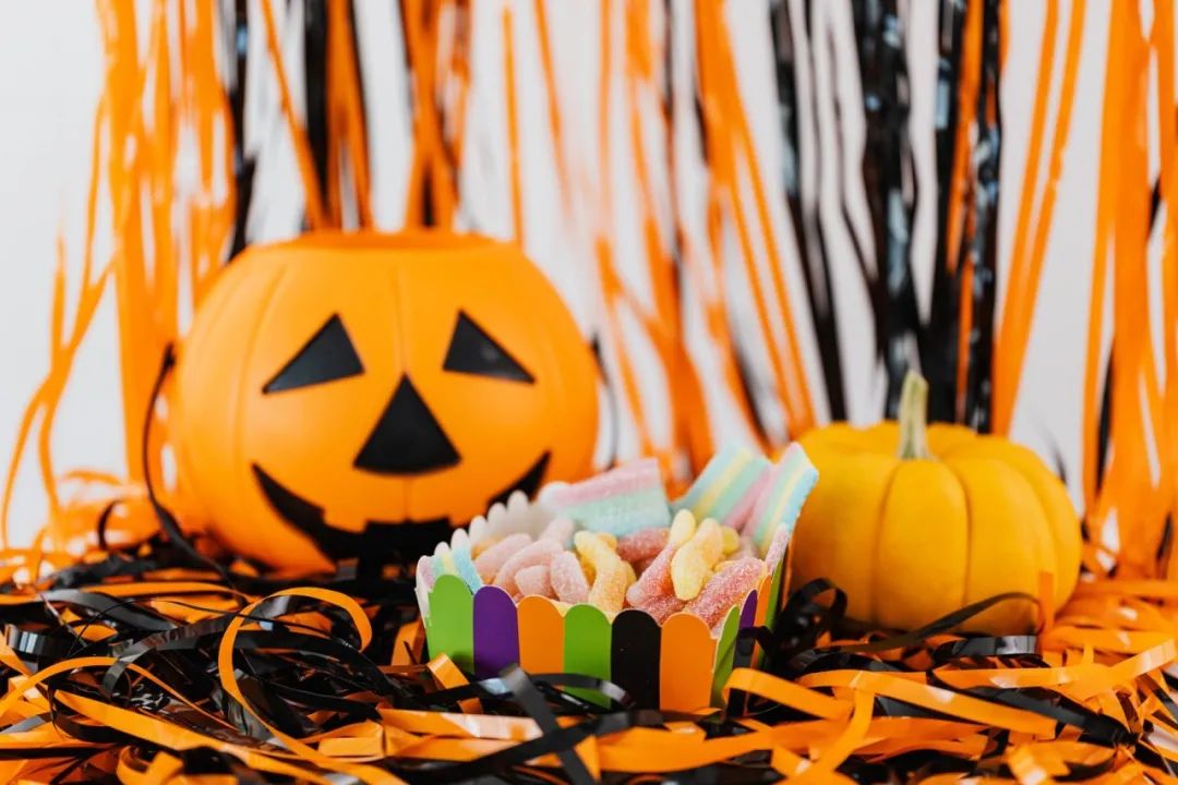 10.31 广州 | Trick-O-Treat?下午茶+夜晚派对,喝完香槟再捣蛋! 10.31 广州 | Trick-O-Treat?下午茶+夜晚派对,喝完香槟再捣蛋!