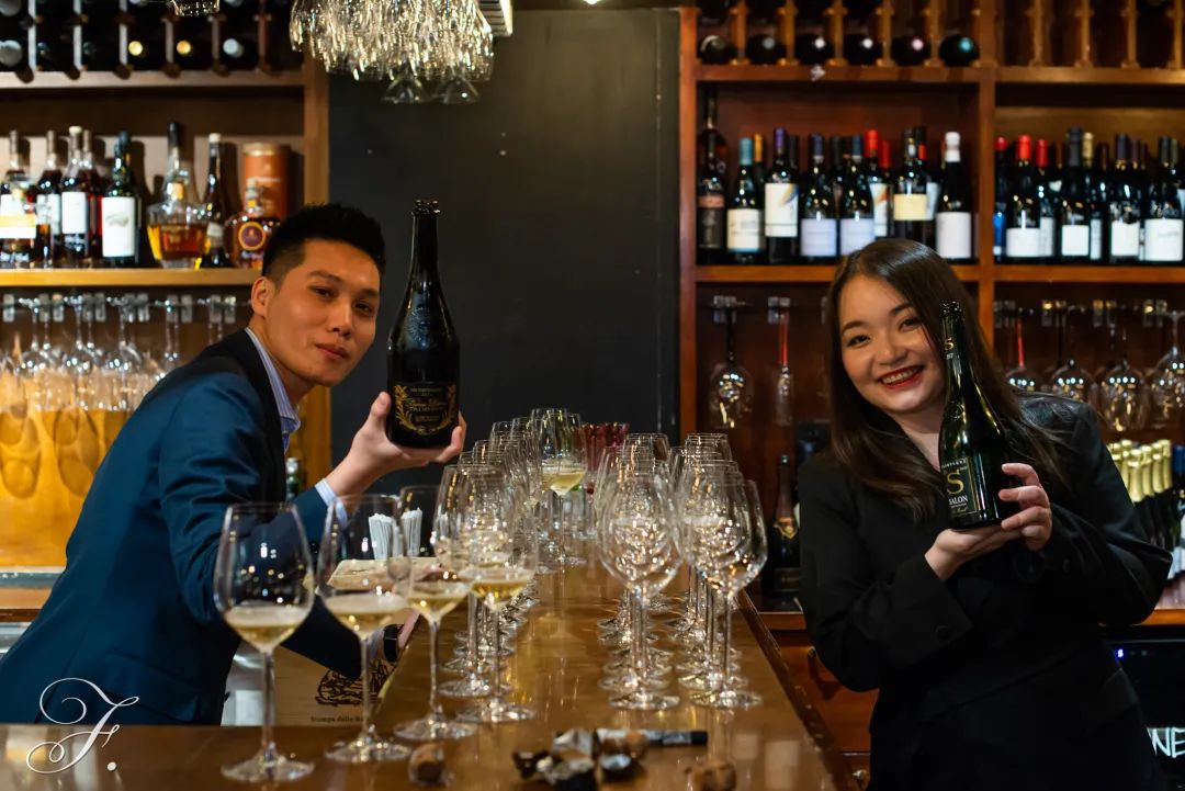 4.23 厦门 | 在法式小酒馆——The F.Bistro 里来一场尽兴的 Magnum 香槟畅饮趴 4.23 厦门 | 在法式小酒馆——The F.Bistro 里来一场尽兴的 Magnum 香槟畅饮趴