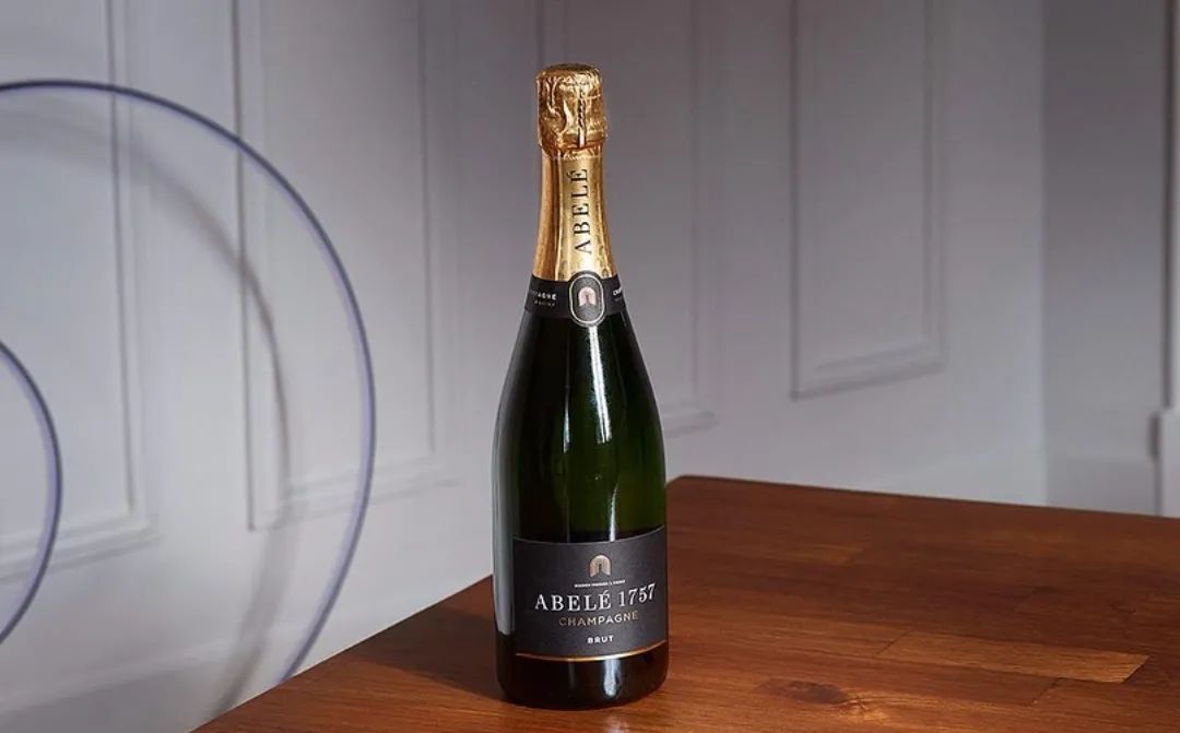 香槟新闻 | 4 月香槟销售量创新高，Pommery 推出新的旅游路线，新香槟品牌 Abelé 1757 成立
