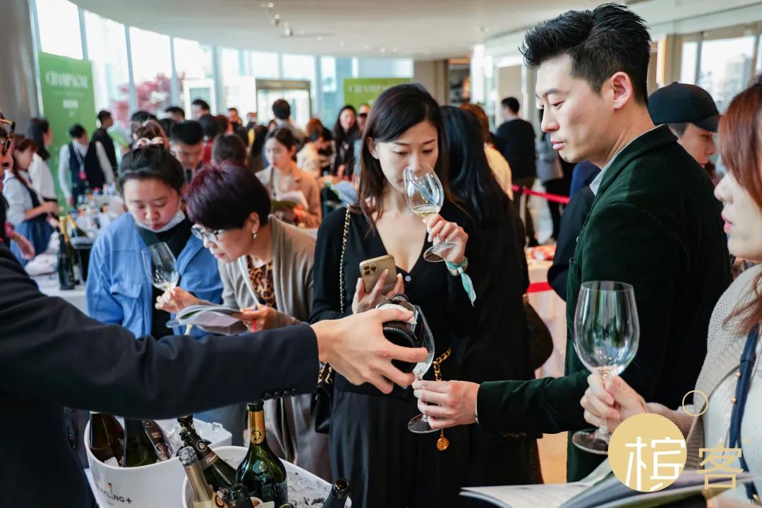 2021，每一个高光时刻，都有香槟相伴