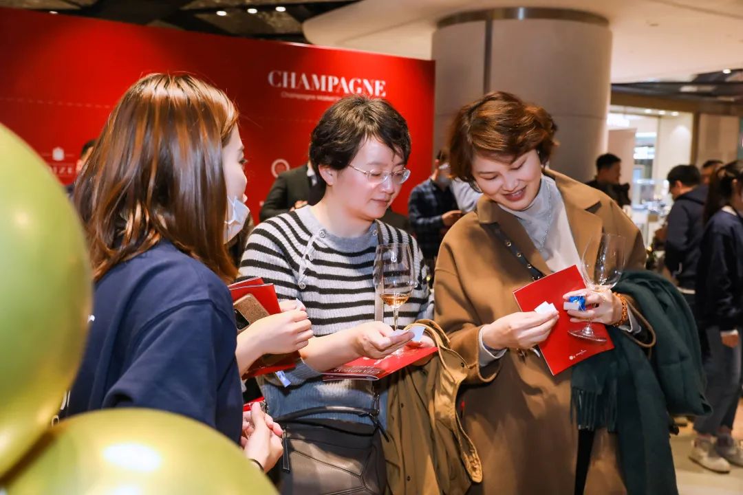 2021，每一个高光时刻，都有香槟相伴
