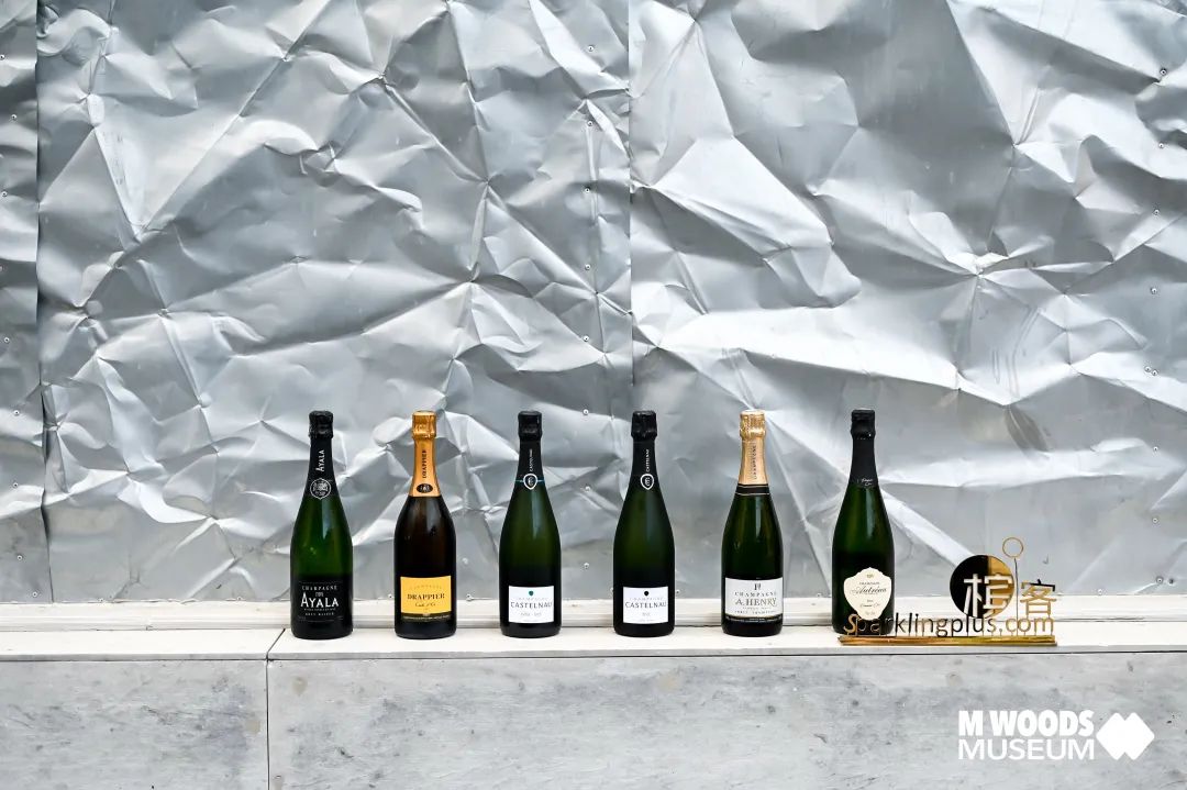 香槟是马丁马吉拉的灵感板吗？