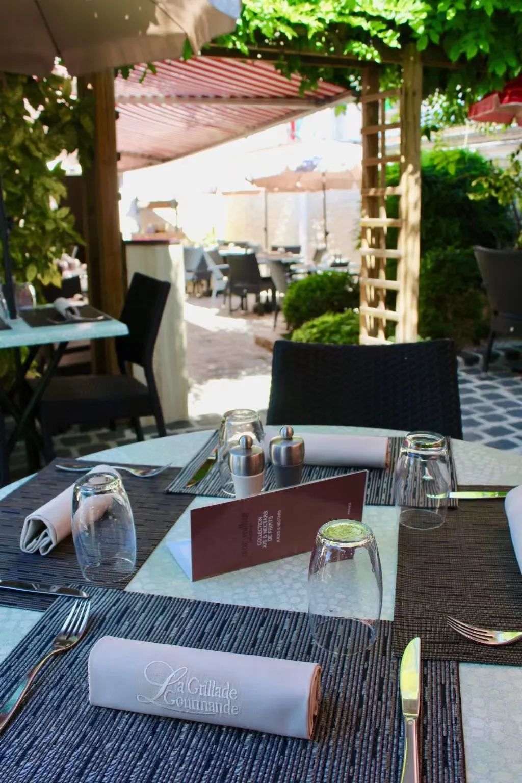 香槟旅游 | 香槟区特色餐厅+Wine Bar 探店攻略