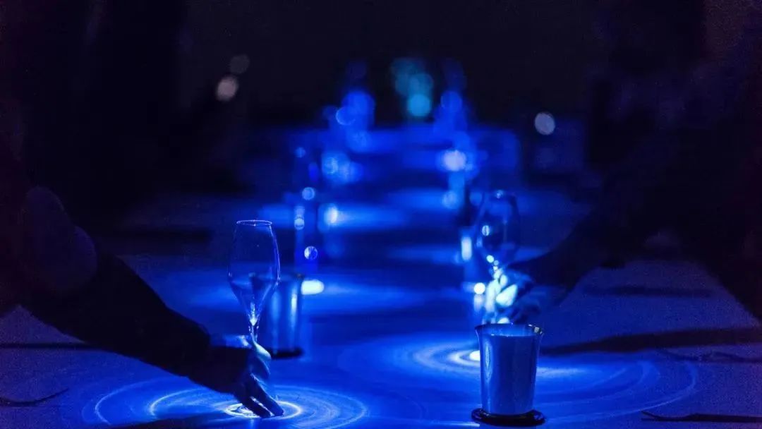 12.8 上海｜米其林三星 Ultraviolet 独家定制香槟全感官晚宴，年末重磅返场