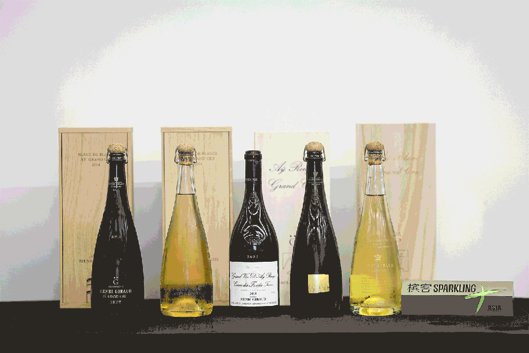 100% CHAMPAGNE 全香槟盛典绽放上海，一次新的记录！