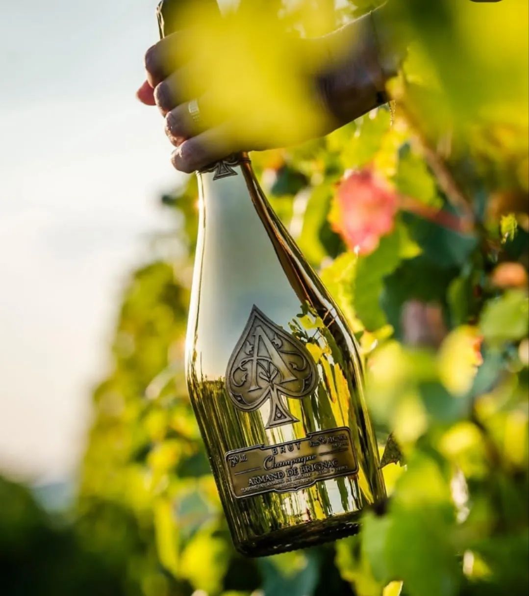 Armand de Brignac 黑桃 A 大师班|传承经典,揭秘奢华的味觉与视觉盛宴 Armand de Brignac 黑桃 A 大师班|传承经典,揭秘奢华的味觉与视觉盛宴